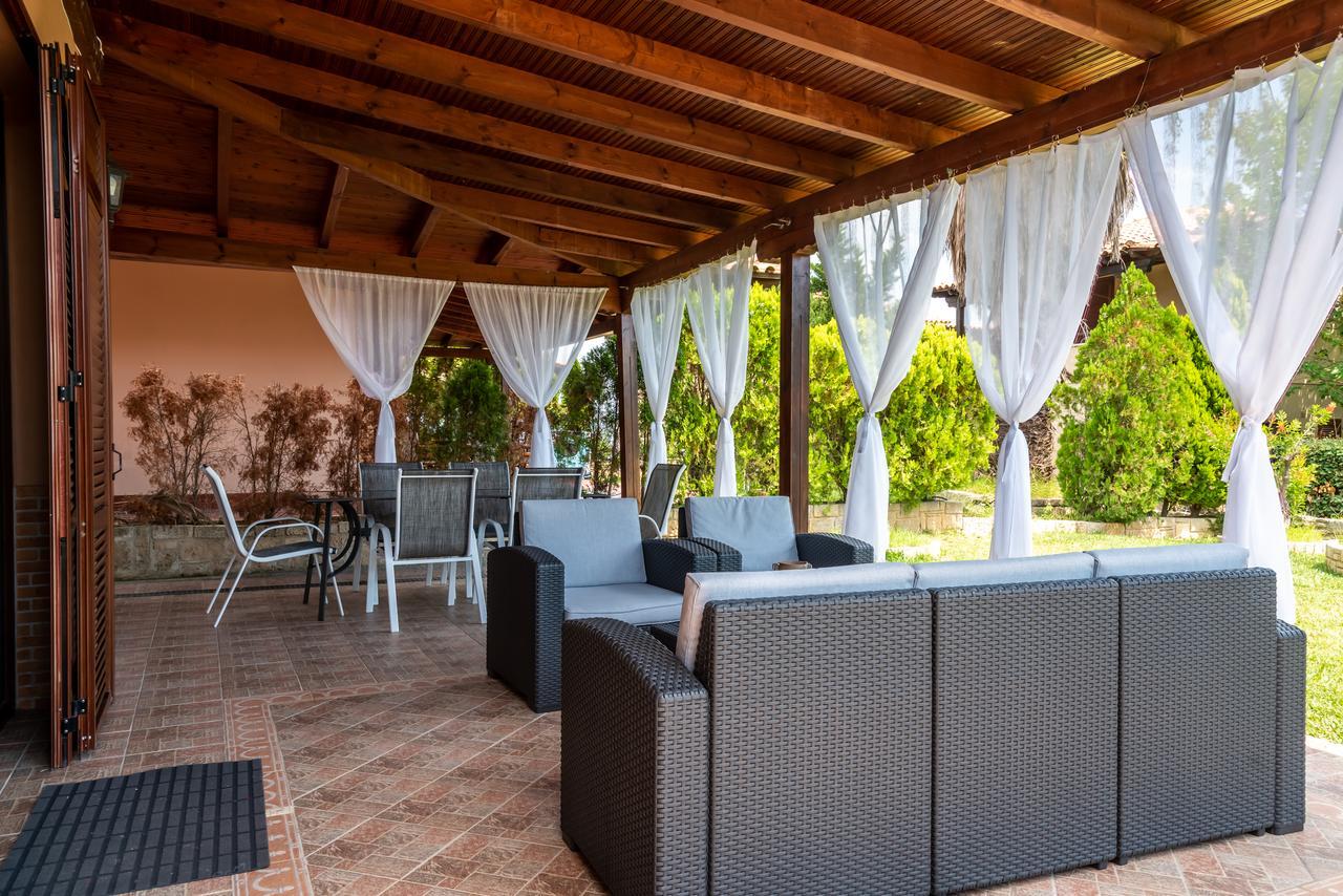 Blue Thea Luxury Villa In Afitos Εξωτερικό φωτογραφία